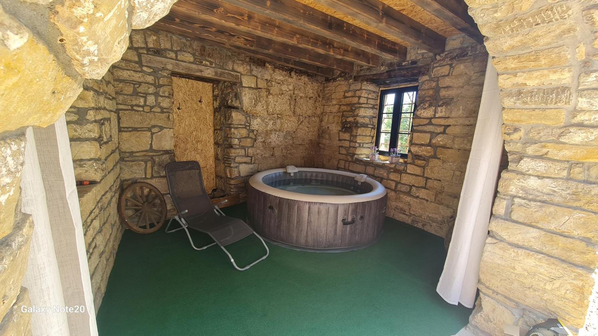 Hisa Kapis With Hot Tube Apartment Koper Exterior photo