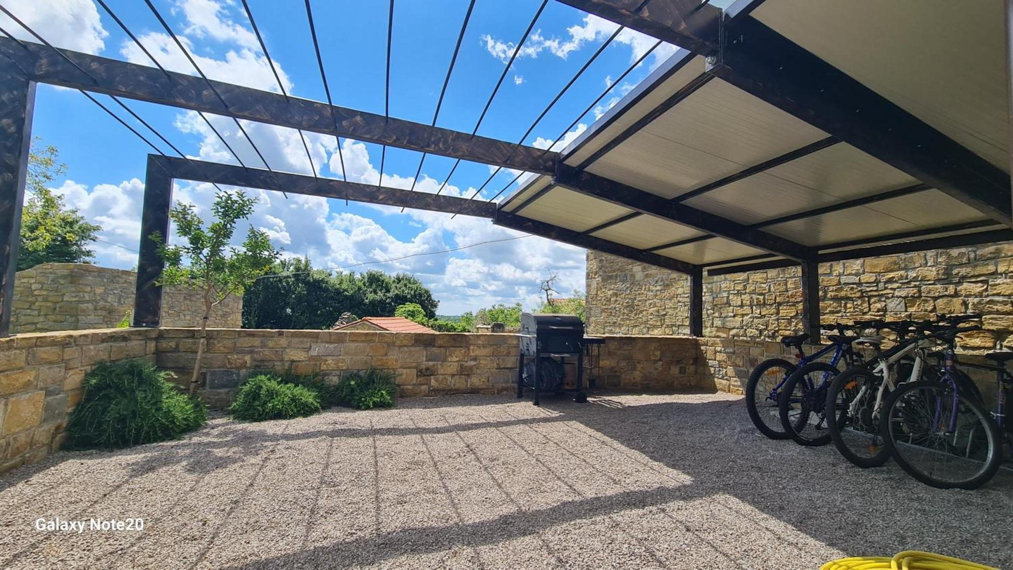 Hisa Kapis With Hot Tube Apartment Koper Exterior photo